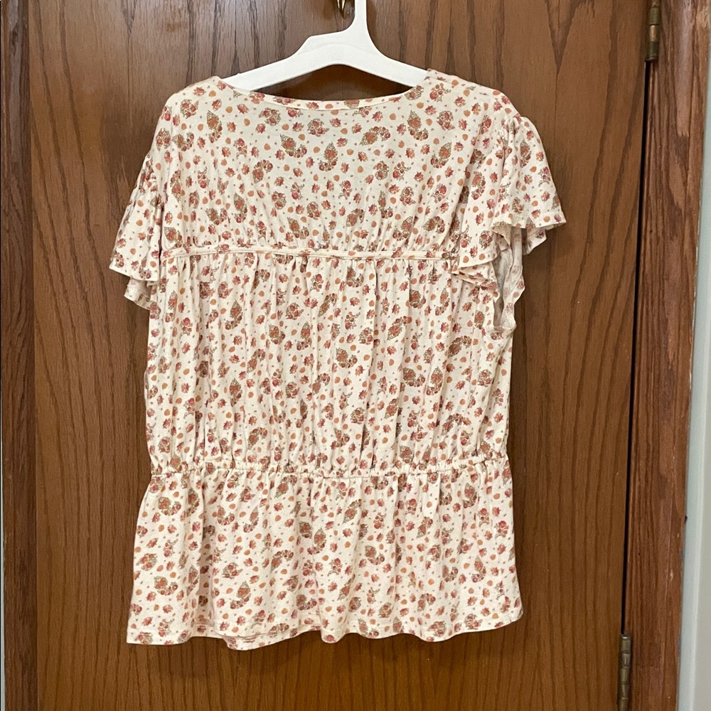 LANE BRYANT UEC size 14/16 Cream Boho Flutter Sleeve V Neck Top Floral Stretch - Picture 10 of 12